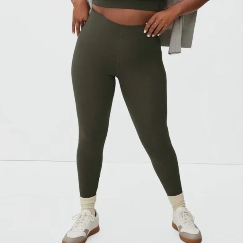 Everlane Olive Green Perform Sculpt Active High Rise Leggings Size Small